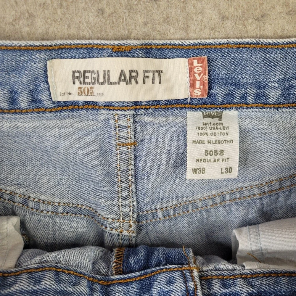 VTG Levis 505 Jeans Mens 36x30 Blue Denim Regular Straight Leg Y2k Distressed